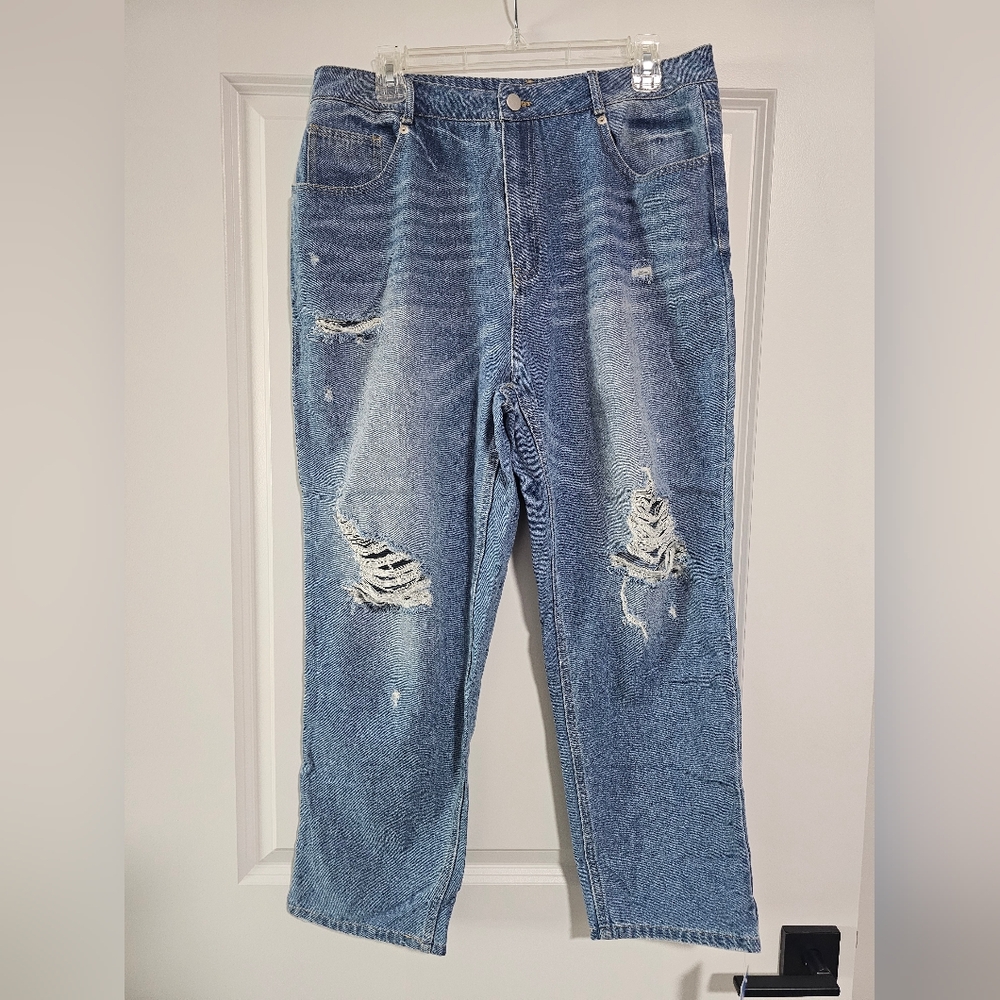 Wome's Lightweight Distressed Blue Jeans